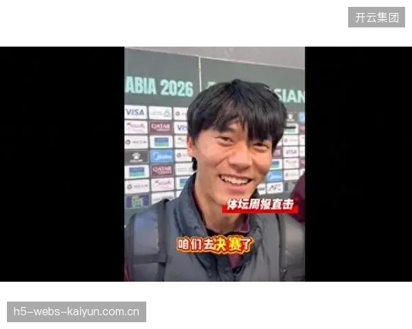 U23小将贺一然表现出色，与胡荷韬组成蓉城队可靠的年轻后防线。